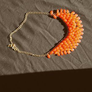 Pinky orange coral color jewel necklace gold metal